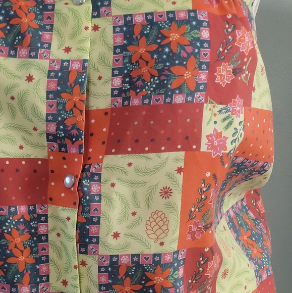 Holiday Smock - Picture 4 of 5